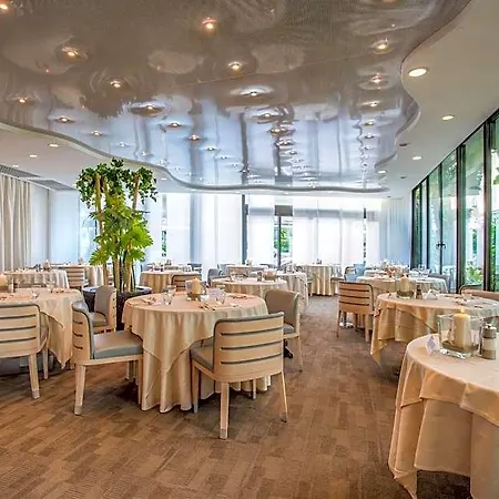 Le Palme - Premier 4* Milano Marittima